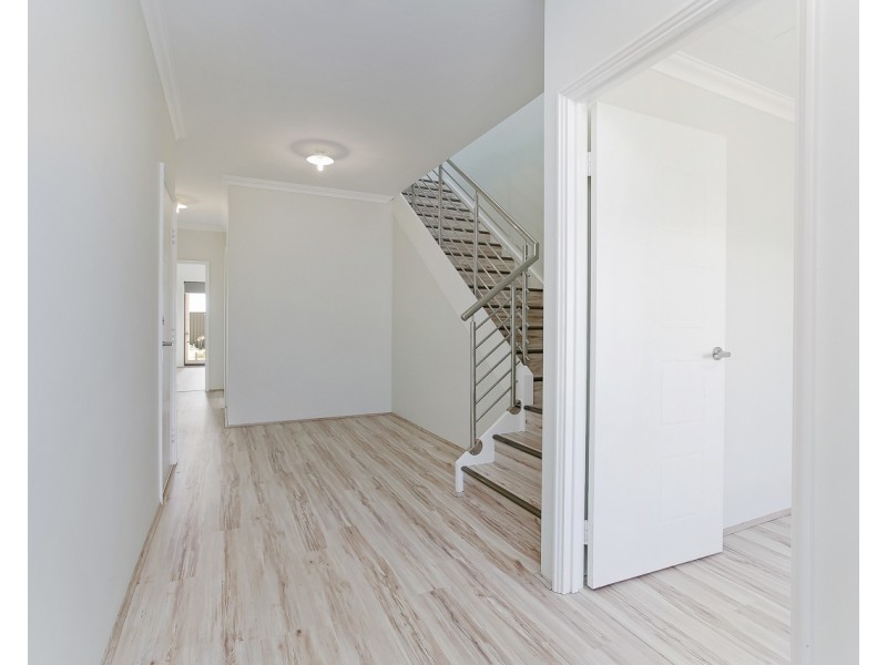 3 Chambered Way, Jindalee WA 6036