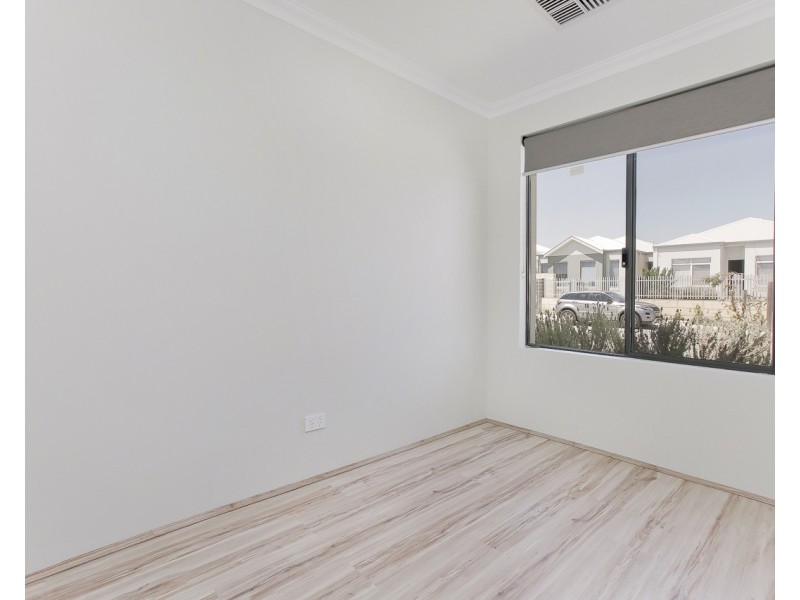 3 Chambered Way, Jindalee WA 6036