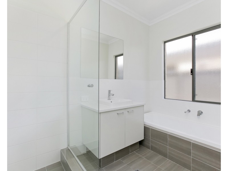 3 Chambered Way, Jindalee WA 6036