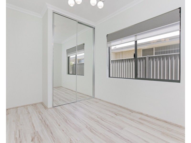 3 Chambered Way, Jindalee WA 6036