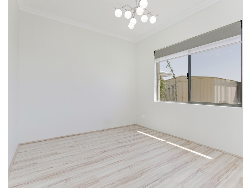 3 Chambered Way, Jindalee WA 6036