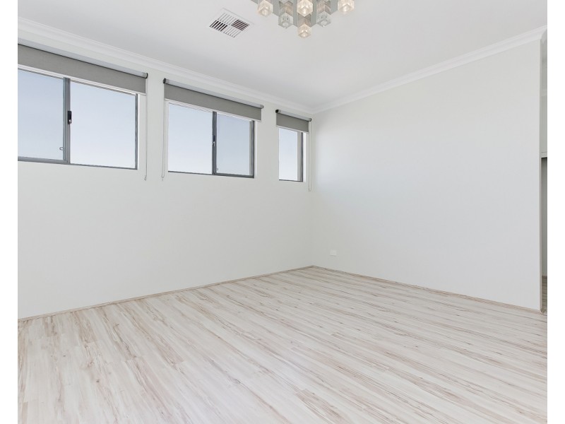 3 Chambered Way, Jindalee WA 6036