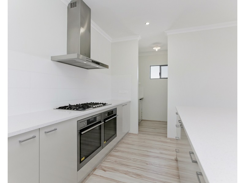 3 Chambered Way, Jindalee WA 6036