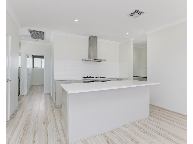 3 Chambered Way, Jindalee WA 6036