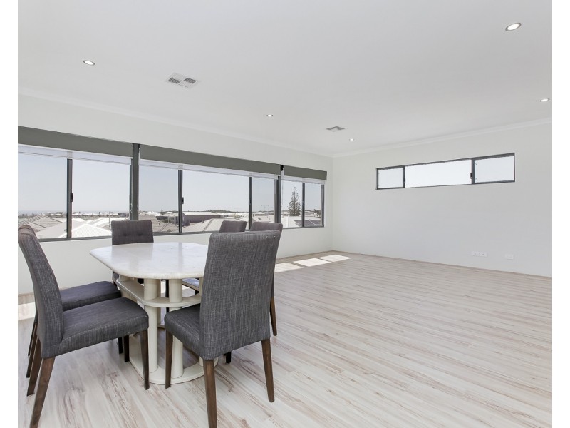 3 Chambered Way, Jindalee WA 6036