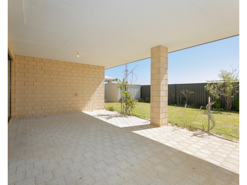 3 Chambered Way, Jindalee WA 6036