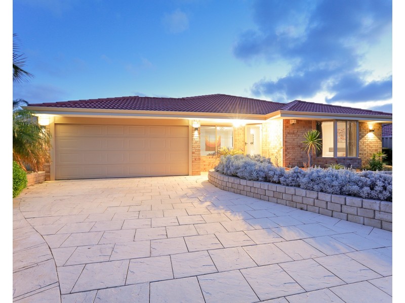 30 Midlothian Crescent, Kinross WA 6028