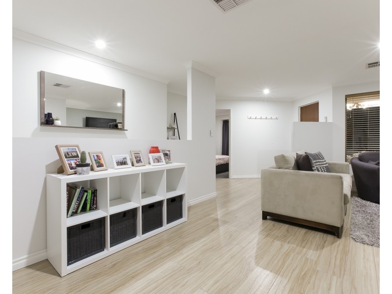 30 Midlothian Crescent, Kinross WA 6028