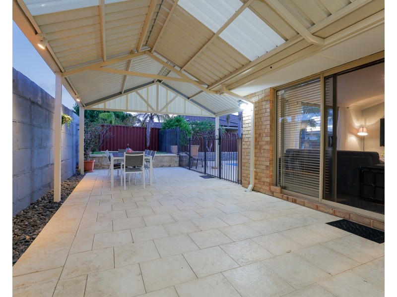 30 Midlothian Crescent, Kinross WA 6028