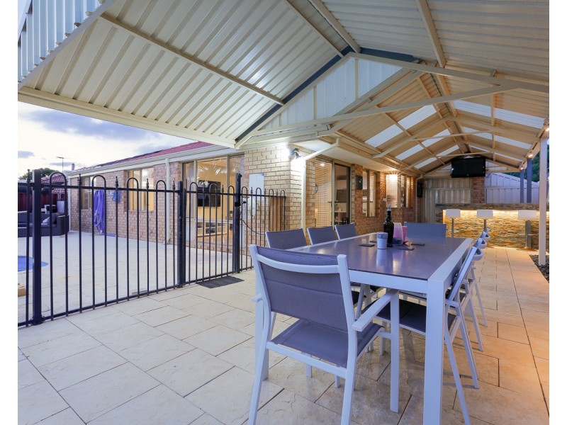 30 Midlothian Crescent, Kinross WA 6028