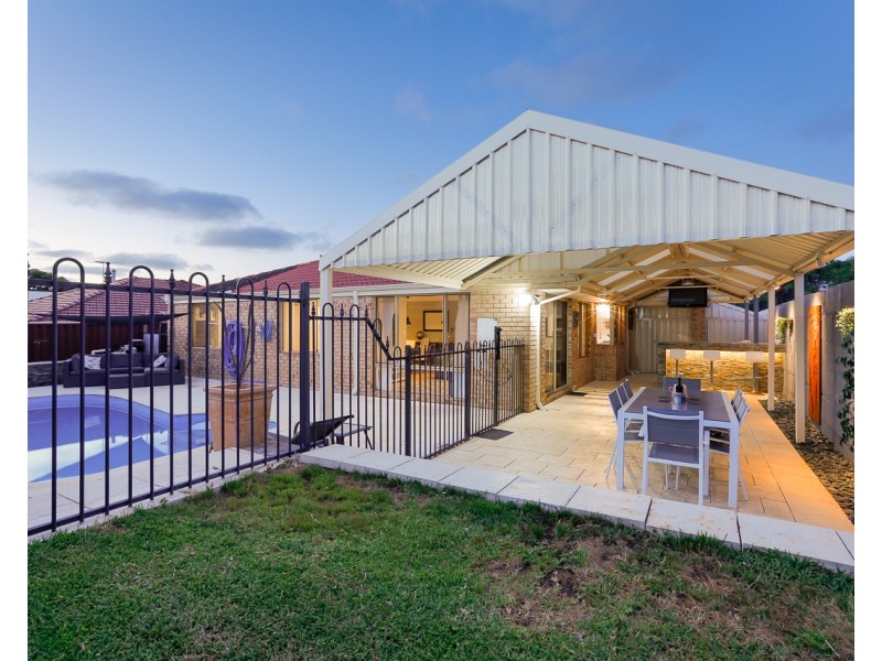 30 Midlothian Crescent, Kinross WA 6028