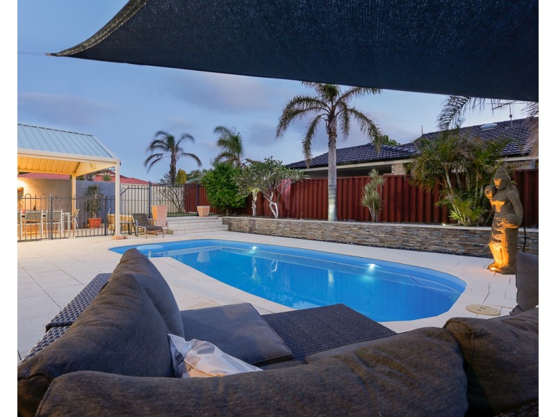 30 Midlothian Crescent, Kinross WA 6028