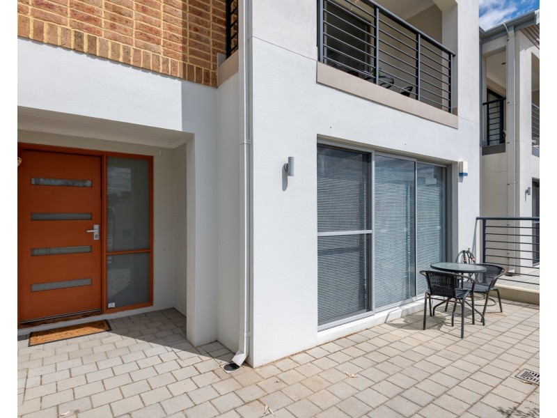 33 Ladera Drive, Clarkson WA 6030