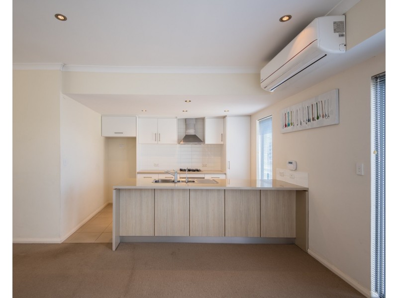 33 Ladera Drive, Clarkson WA 6030