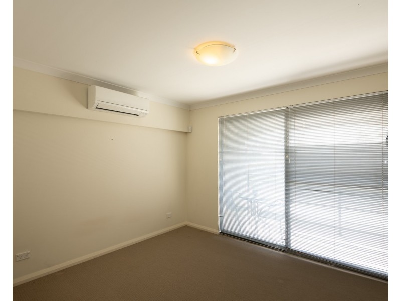 33 Ladera Drive, Clarkson WA 6030