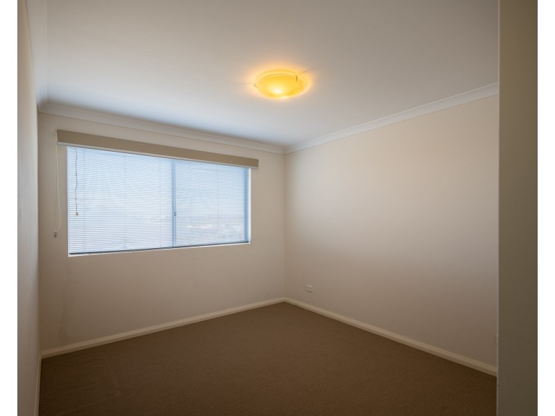 33 Ladera Drive, Clarkson WA 6030