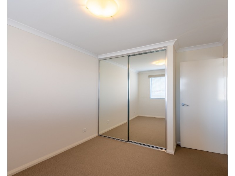 33 Ladera Drive, Clarkson WA 6030
