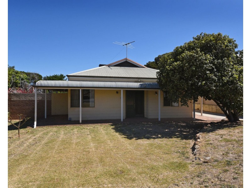 61 Quinns Road, Quinns Rocks WA 6030