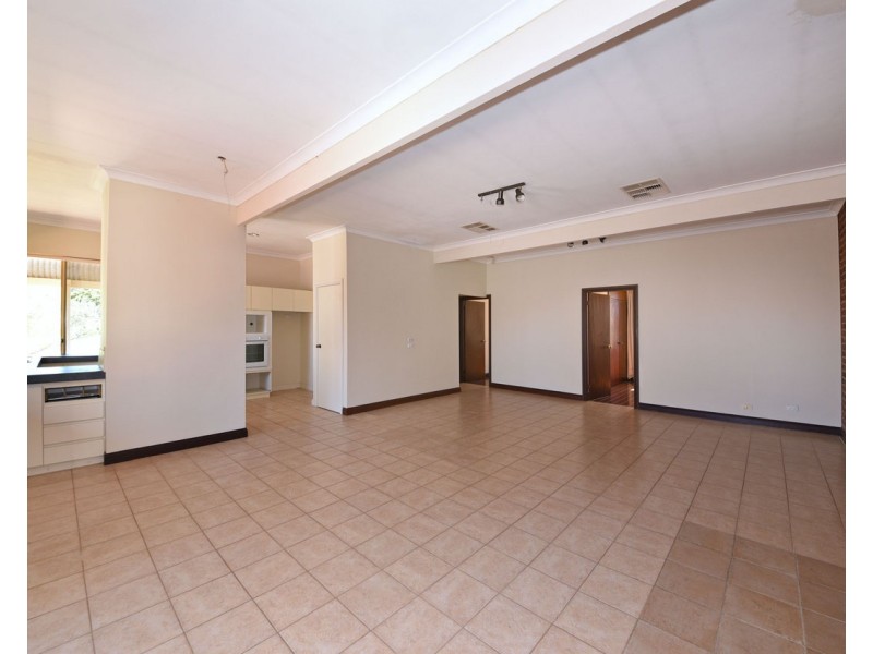 61 Quinns Road, Quinns Rocks WA 6030