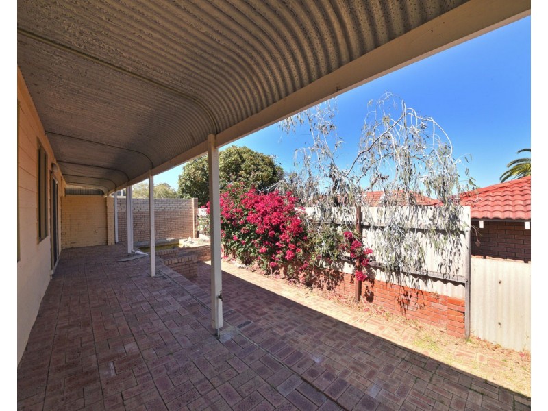 61 Quinns Road, Quinns Rocks WA 6030