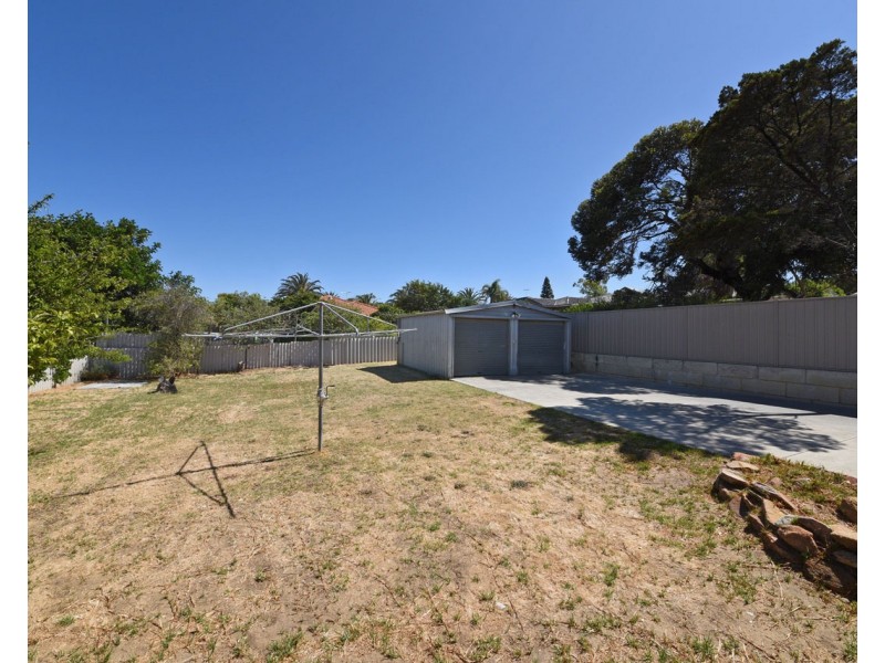 61 Quinns Road, Quinns Rocks WA 6030