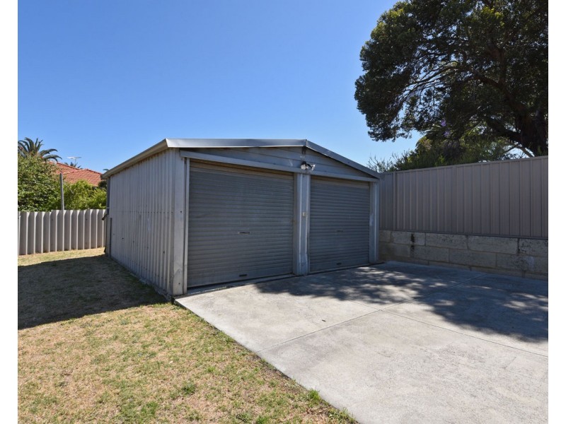 61 Quinns Road, Quinns Rocks WA 6030