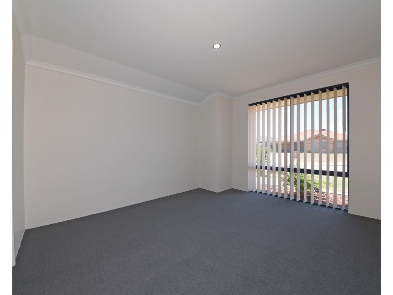 11 Grand Paradiso Parade, Merriwa WA 6030