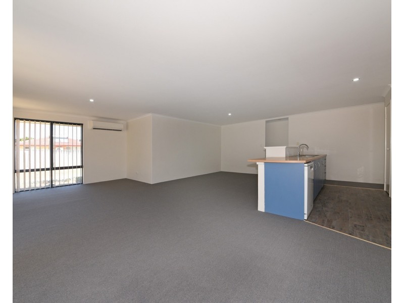 11 Grand Paradiso Parade, Merriwa WA 6030