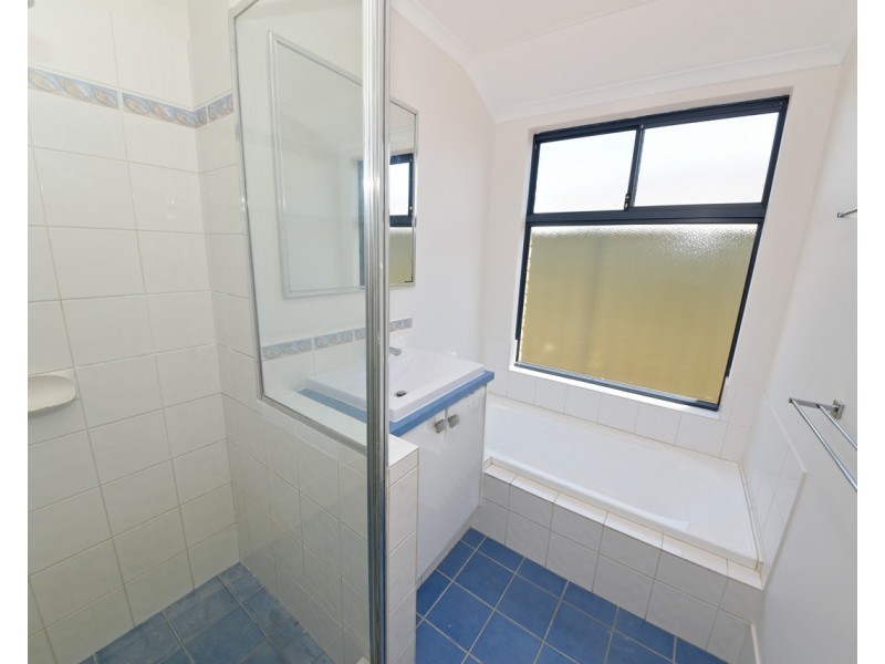 11 Grand Paradiso Parade, Merriwa WA 6030