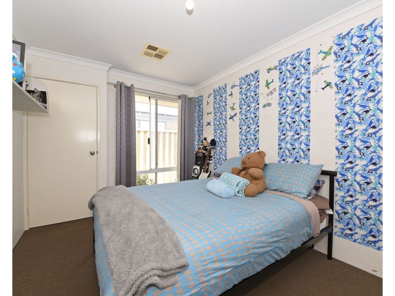 15 Beachwood Crescent, Butler WA 6036