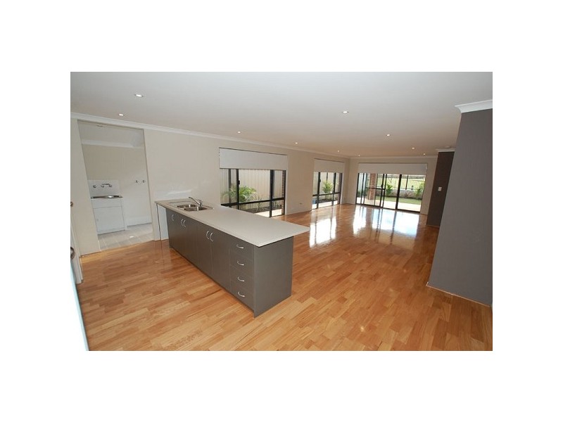 11 Caldwell Turn, Clarkson WA 6030