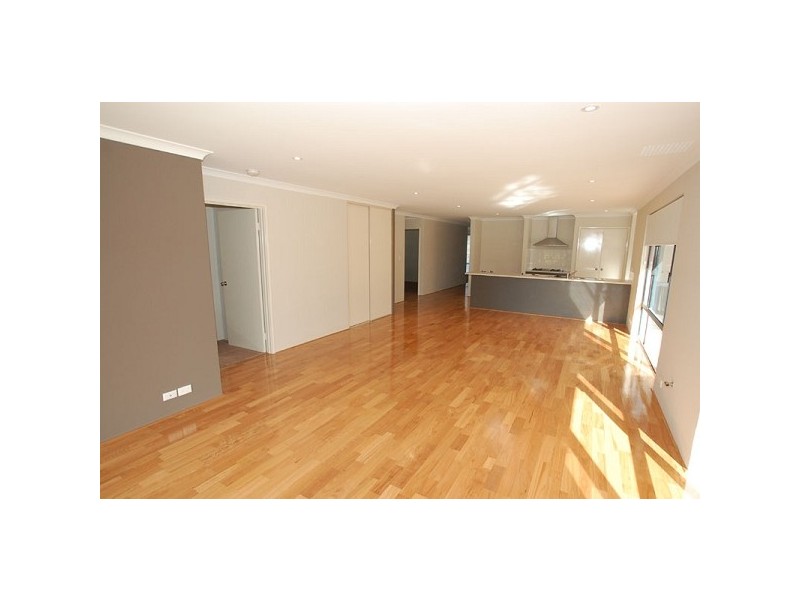 11 Caldwell Turn, Clarkson WA 6030