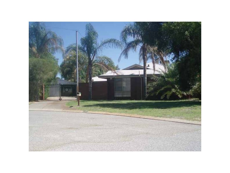 8 Purus Close, Beechboro WA 6063