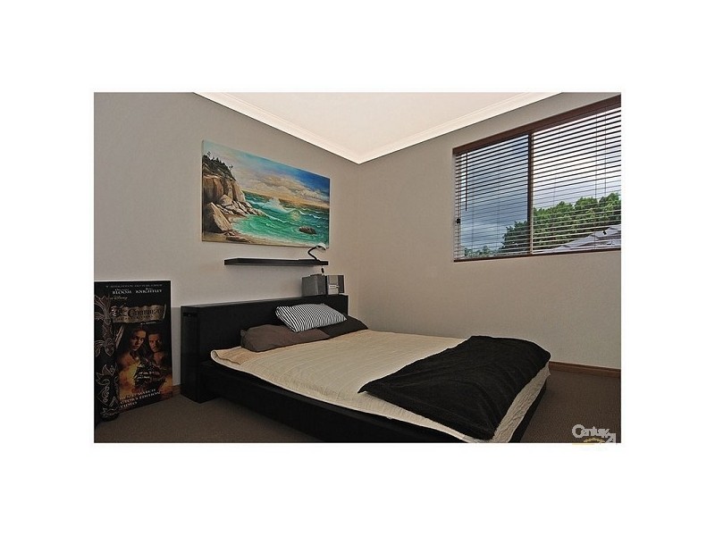 13 Derril Avenue, Dianella WA 6059