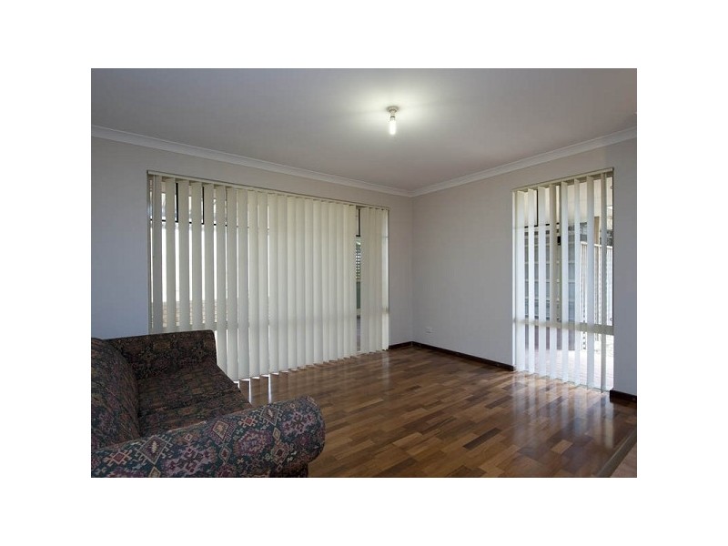 19 Strelitz View, Beeliar WA 6164