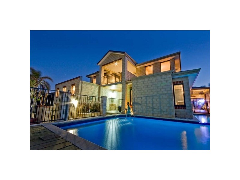 10 Parham Road, Quinns Rocks WA 6030