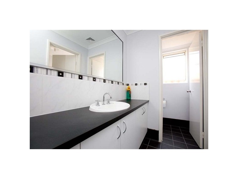 99 Charlottes Vista, Ellenbrook WA 6069