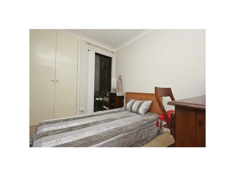 8 Golf Road, Parkwood WA 6147