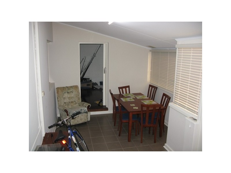 21 Coleman Crescent, Melville WA 6156