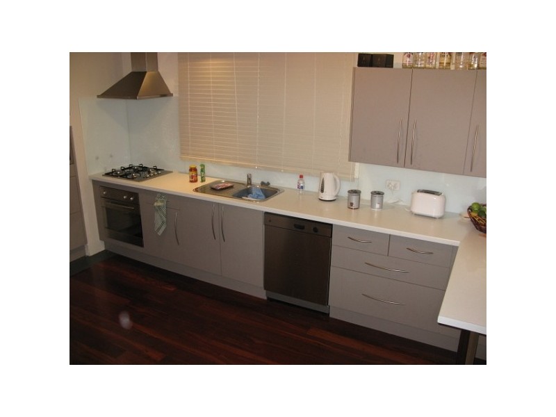 21 Coleman Crescent, Melville WA 6156