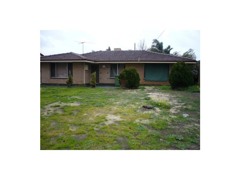 28 Holmwood Way, Embleton WA 6062