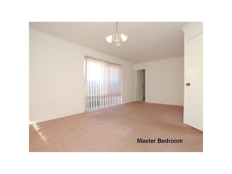 2 Godney Glade, Kiara WA 6054