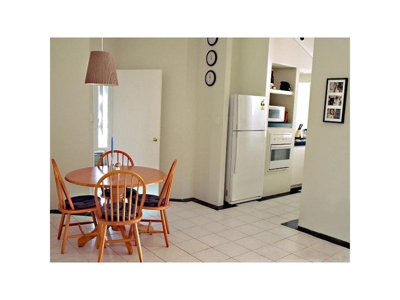 16 Avenell Road, Bayswater WA 6053