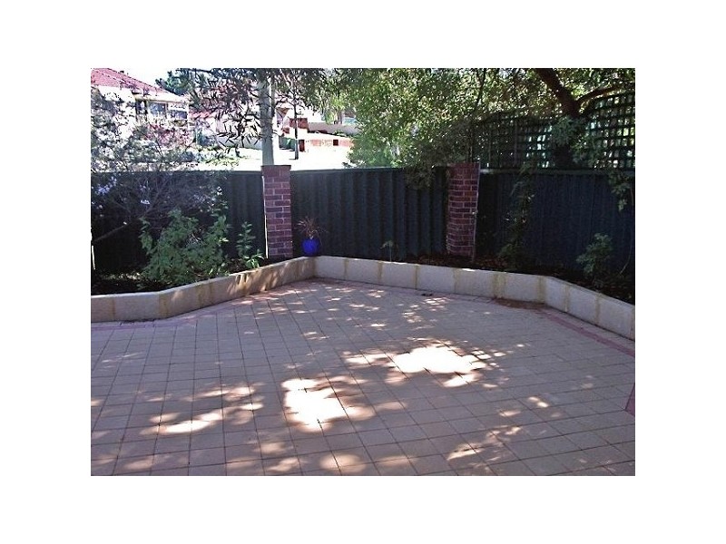 16 Avenell Road, Bayswater WA 6053