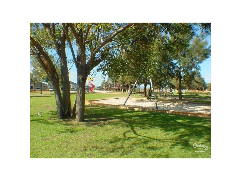 5 Kokoda Boulevard, Dianella WA 6059