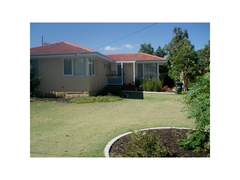 54 Nanovich Avenue, Girrawheen WA 6064