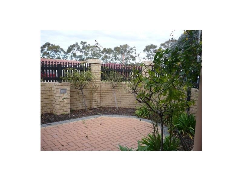 25A Babington Crescent, Bayswater WA 6053