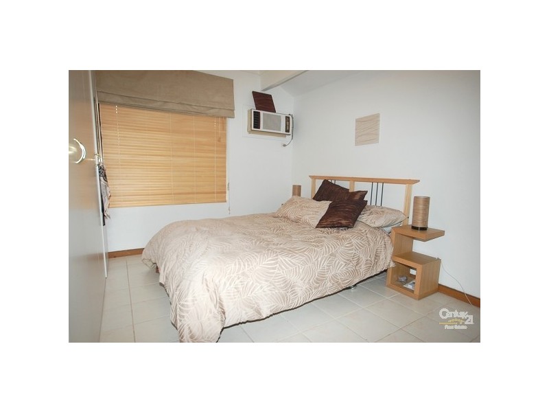 74 Kingfisher Avenue, Ballajura WA 6066