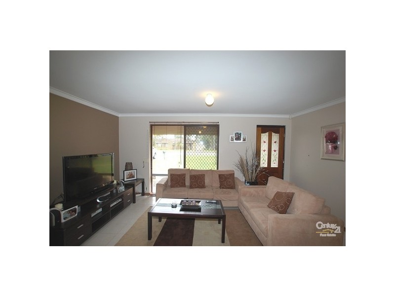 74 Kingfisher Avenue, Ballajura WA 6066