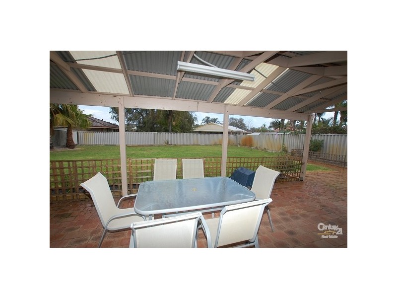 74 Kingfisher Avenue, Ballajura WA 6066
